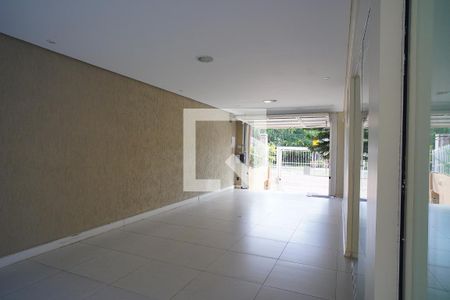 Sala - Vista de casa para alugar com 3 quartos, 480m² em Jardim Itu Sabará, Porto Alegre