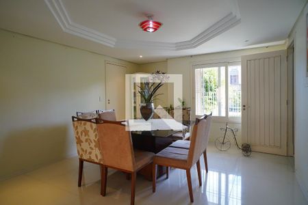 Sala de casa para alugar com 3 quartos, 480m² em Jardim Itu Sabará, Porto Alegre