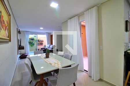 Apartamento à venda com 162m², 2 quartos e 2 vagasSala