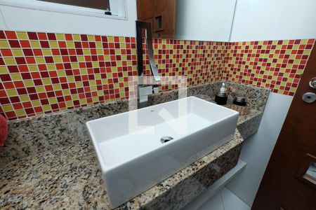 Lavabo de casa para alugar com 3 quartos, 260m² em Vila Rosalia, Guarulhos