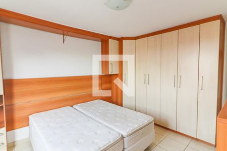 Suite  de casa à venda com 3 quartos, 140m² em Jardim Bonfiglioli, São Paulo