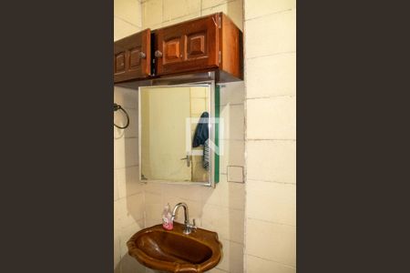 Banheiro 1 de casa à venda com 6 quartos, 224m² em Vila Medeiros, São Paulo
