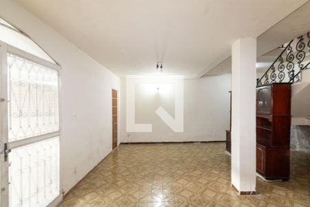 Sala de casa para alugar com 4 quartos, 500m² em Campo Grande, Rio de Janeiro