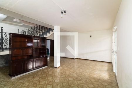 Sala de casa para alugar com 4 quartos, 500m² em Campo Grande, Rio de Janeiro