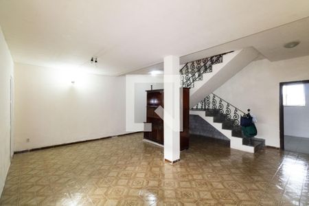 Sala de casa para alugar com 4 quartos, 500m² em Campo Grande, Rio de Janeiro