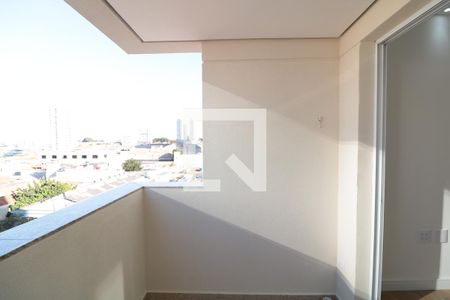 Sacada  de apartamento à venda com 3 quartos, 68m² em Vila Bertioga, São Paulo