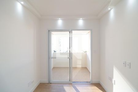 Sala de apartamento à venda com 3 quartos, 68m² em Vila Bertioga, São Paulo