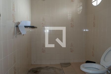 Casa para alugar com 480m², 4 quartos e 8 vagas Casa para alugar com 480m², 4 quartos e 8 vagasBanheiro da Suíte