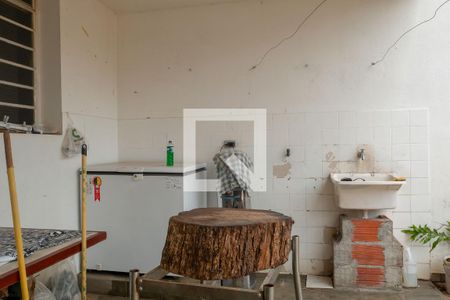 Casa para alugar com 480m², 4 quartos e 8 vagas Casa para alugar com 480m², 4 quartos e 8 vagasCozinha