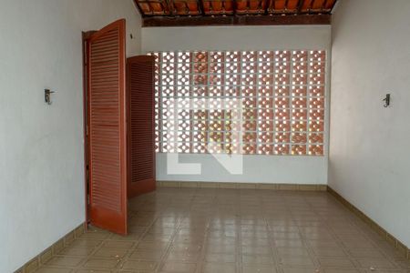 Casa para alugar com 480m², 4 quartos e 8 vagas Casa para alugar com 480m², 4 quartos e 8 vagasVaranda do Quarto 4