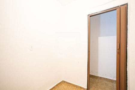 Quarto 1 de casa para alugar com 2 quartos, 40m² em Jaguaribe, Osasco