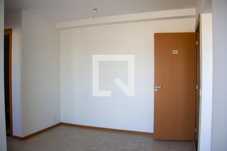 Sala de apartamento para alugar com 2 quartos, 55m² em Estrela do Norte, São Gonçalo