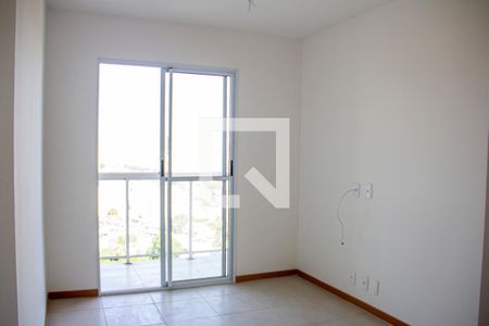 Sala de apartamento para alugar com 2 quartos, 55m² em Estrela do Norte, São Gonçalo