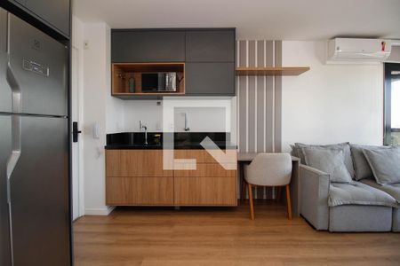 Cozinha de kitnet/studio à venda com 1 quarto, 44m² em Cerqueira César, São Paulo