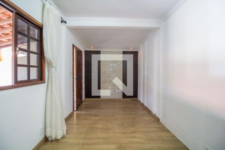 Sala de casa de condomínio para alugar com 2 quartos, 85m² em Vila Nova Aparecida, Mogi das Cruzes