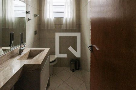 Lavabo de casa para alugar com 3 quartos, 220m² em Jardim Vila Formosa, São Paulo