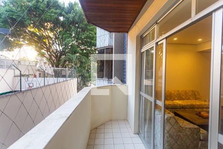 Varanda da Sala de apartamento para alugar com 3 quartos, 95m² em Santo Antônio, Belo Horizonte