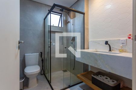 Banheiro de apartamento à venda com 3 quartos, 150m² em Esplanada, Belo Horizonte