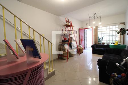 Sala de casa à venda com 2 quartos, 90m² em Campo Belo, São Paulo