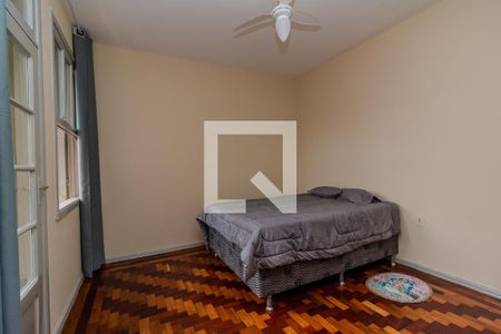 Quarto de apartamento para alugar com 3 quartos, 110m² em Santana, Porto Alegre