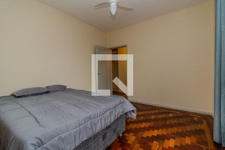 Quarto de apartamento para alugar com 3 quartos, 110m² em Santana, Porto Alegre