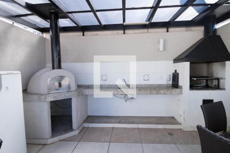 Apartamento à venda com 65m², 2 quartos e 1 vaga Apartamento à venda com 65m², 2 quartos e 1 vagaÁrea comum - Churrasqueira