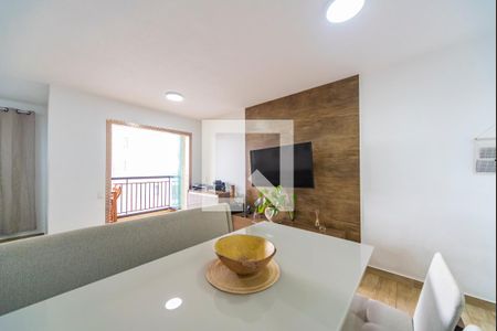 Apartamento à venda com 65m², 2 quartos e 1 vaga Apartamento à venda com 65m², 2 quartos e 1 vagaSala
