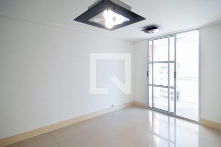 Sala de apartamento à venda com 3 quartos, 70m² em Jardim Prudência, São Paulo