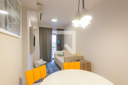 Sala de apartamento à venda com 1 quarto, 35m² em Curicica, Rio de Janeiro