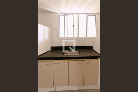 Sala e Cozinha de casa à venda com 3 quartos, 85m² em Santa Helena (barreiro), Belo Horizonte