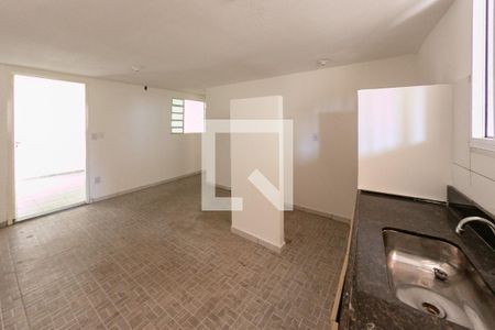 Sala e Cozinha de casa à venda com 3 quartos, 85m² em Santa Helena (barreiro), Belo Horizonte