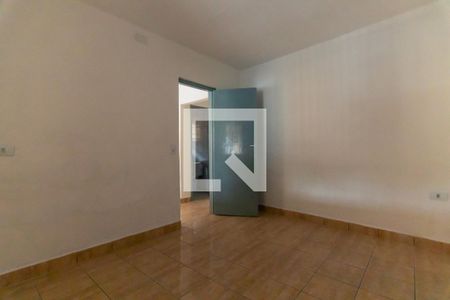 Quarto 1 de casa para alugar com 2 quartos, 120m² em Jardim Luanda, São Paulo