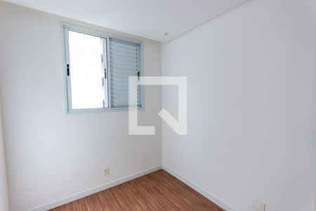 Quarto 1 de apartamento para alugar com 3 quartos, 76m² em Utinga, Santo André