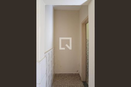 Corredor de kitnet/studio para alugar com 1 quarto, 22m² em Renascença, Belo Horizonte