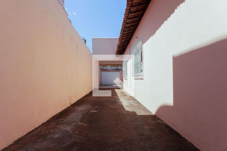 Casa para alugar com 1000m², 3 quartos e 10 vagas Casa para alugar com 1000m², 3 quartos e 10 vagasGaragem