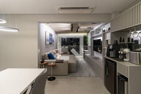 Sala de apartamento à venda com 2 quartos, 80m² em Vila Nova Conceição, São Paulo