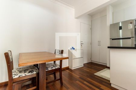 Sala de apartamento para alugar com 2 quartos, 55m² em Bela Vista, São Paulo