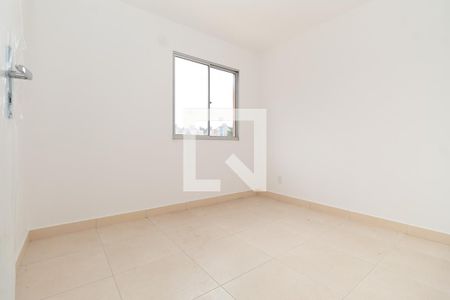 Quarto 1 de apartamento para alugar com 2 quartos, 54m² em Frei Leopoldo, Belo Horizonte