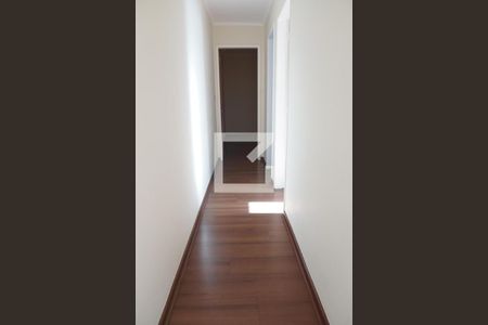 Corredor de apartamento para alugar com 2 quartos, 65m² em Jardim Santa Inês, São Paulo