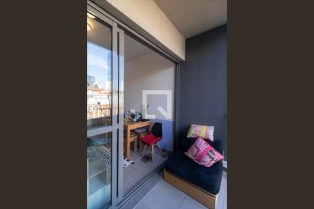 Varanda  de kitnet/studio para alugar com 1 quarto, 26m² em Sumarezinho, São Paulo