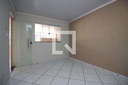 Sala de casa para alugar com 3 quartos, 150m² em Ceilândia Sul (ceilândia), Brasília