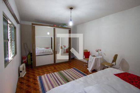 Quarto 2 de casa à venda com 6 quartos, 308m² em Vila Yolanda, Osasco