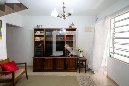 Sala de casa à venda com 6 quartos, 308m² em Vila Yolanda, Osasco