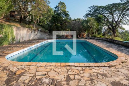 Casa para alugar com 4424m², 3 quartos e 8 vagas Casa para alugar com 4424m², 3 quartos e 8 vagasPiscina