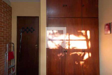 Casa para alugar com 4424m², 3 quartos e 8 vagas Casa para alugar com 4424m², 3 quartos e 8 vagasQuarto 2