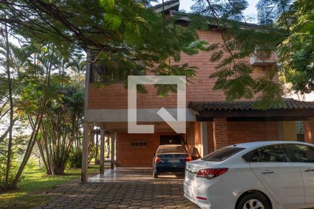Casa para alugar com 4424m², 3 quartos e 8 vagas Casa para alugar com 4424m², 3 quartos e 8 vagasGaragem
