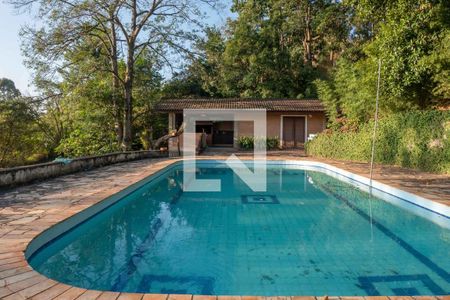 Casa para alugar com 4424m², 3 quartos e 8 vagas Casa para alugar com 4424m², 3 quartos e 8 vagasPiscina