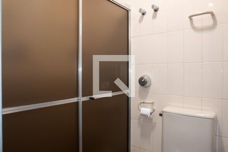 Casa para alugar com 4424m², 3 quartos e 8 vagas Casa para alugar com 4424m², 3 quartos e 8 vagasBanheiro Suite