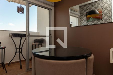 Sala de apartamento para alugar com 2 quartos, 64m² em Santa Luzia, Uberlândia