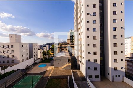 Vista de apartamento para alugar com 4 quartos, 140m² em Buritis, Belo Horizonte